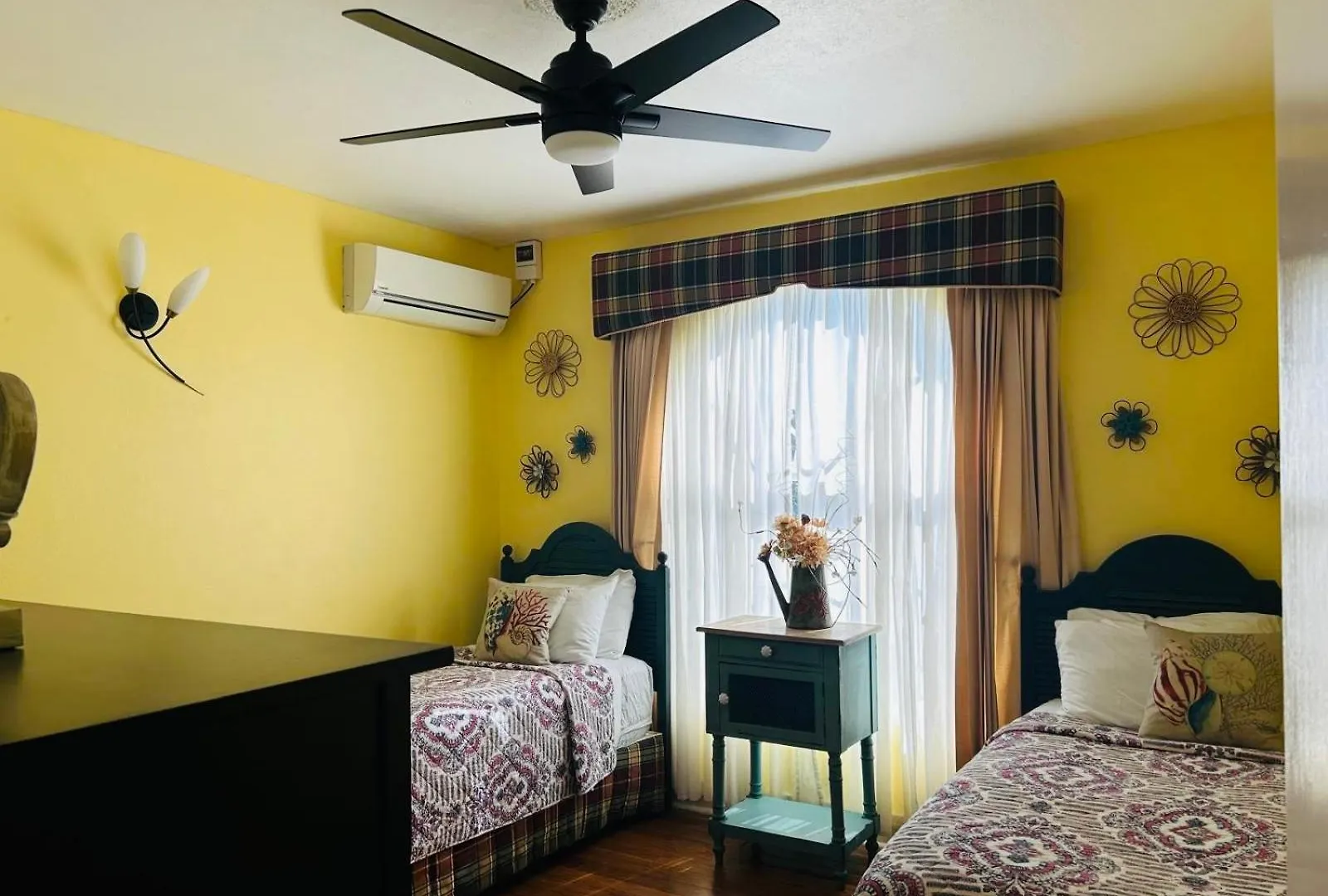 Penthouse On The Ridge Apartment Ocho Rios